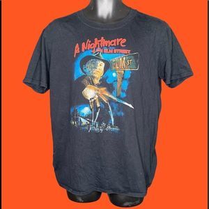 NIGHTMARE ON ELM ST GRAPHIC TEE